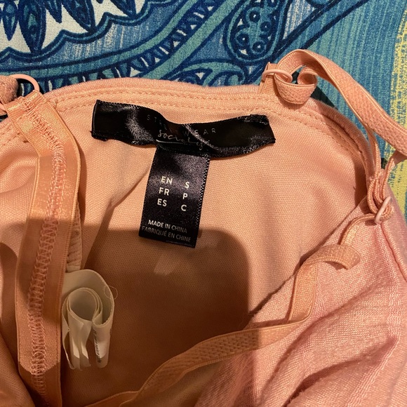 Crop top - Picture 3 of 3